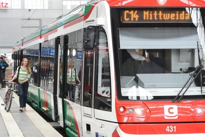 Chemnitzer Modell: Citylink-Bahnen für Straßenbahnbetrieb zugelassen - 