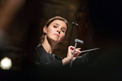 Chemnitzer Mozartpreisträgerin: Oksana Lyniv gibt ihr Debüt an der New Yorker Metropolitan Opera - Oksana Lyniv dirigiert am 28. Februar erstmals an der New Yorker Metropolitan Opera