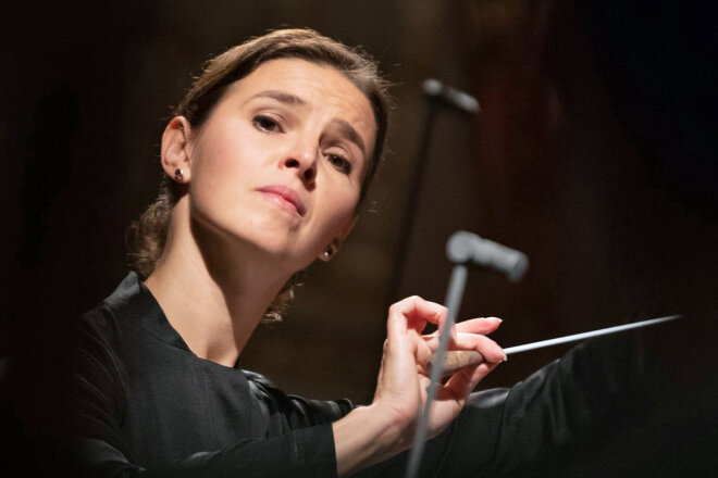 Chemnitzer Mozartpreisträgerin: Oksana Lyniv gibt ihr Debüt an der New Yorker Metropolitan Opera - Oksana Lyniv dirigiert am 28. Februar erstmals an der New Yorker Metropolitan Opera