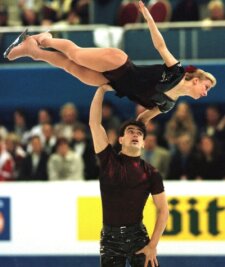 Chemnitzer Paar war der Zeit voraus -  Mandy Wötzel und Ingo Steuer lagen bei der WM 1997 schon nach dem Kurzprogramm in Führung. 