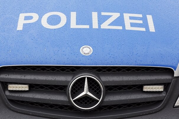 Chemnitzer Polizei sucht Entblößer - 