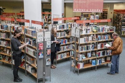 Chemnitzer Stadtbibliothek: Gebühren sollen um 15 Prozent steigen - Im Tietz liegt die Zentrale der Stadtbibliothek, dazu kommen mehrere Standorte in den Stadtteilen.