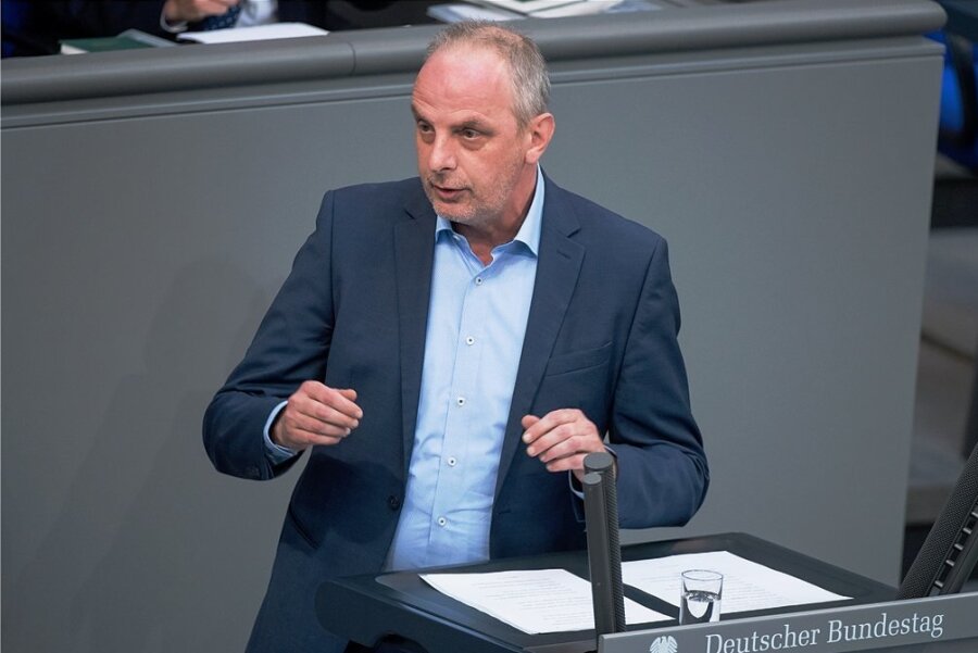 Chemnitzer Wahlsieger Detlef Müller: "Ich gehe auf jeden Fall gestärkt nach Berlin" - Foto: Bernd von Jutrczenka/dpa