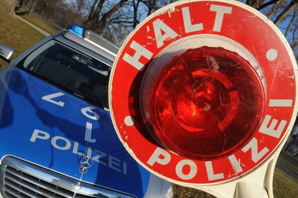 Chevrolet-Fahrer mit 102 km/h in Arnoldsgrün gestoppt - 