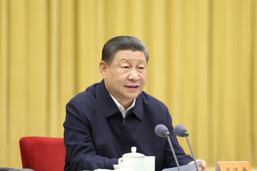 Chinas Staatschef Xi startet Europareise - Chinas Staats- und Parteichef Xi Jinping hat seine Europareise begonnen.