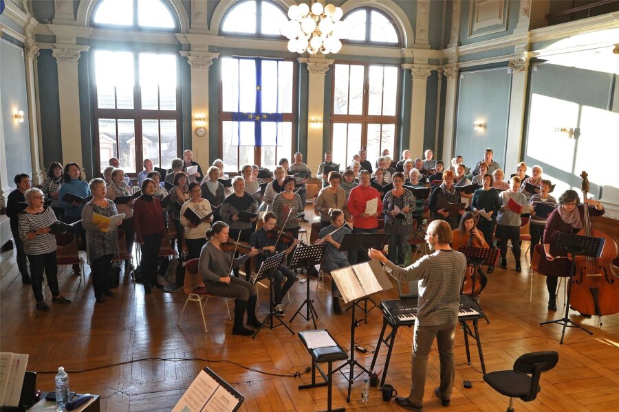 Chor „Meracante“ singt in Dorfkirche Weidensdorf - Der Meeraner Chor „Meracante“ gastiert am Samstag in Weidensdorf.