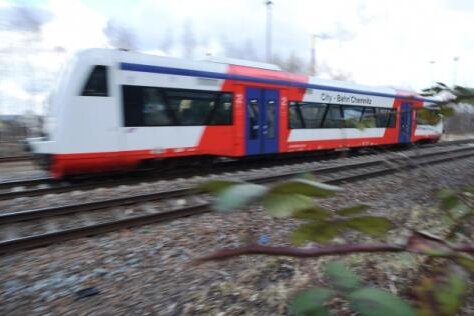 City-Bahn-Linie C11: Ersatzverkehr soll am Freitag enden - 