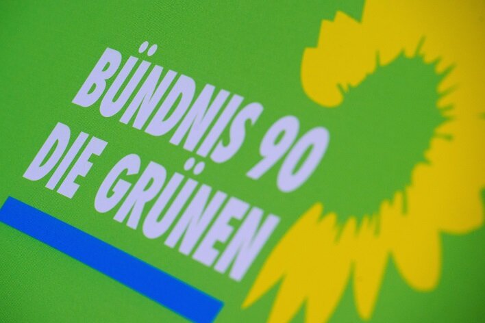 Corona-Auflagen für Grünen-Parteitag: Offensichtlich Kranke werden ausgeschlossen - 