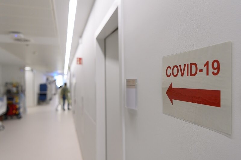 Corona gefährdet Regelbetrieb an Kliniken in Sachsen - Angesichts einer zuletzt wieder steigenden Anzahl von Covid-19-Patienten verschärft sich die Lage auf den Normal- und Intensivstationen der Krankenhäuser in Südwestsachsen.
