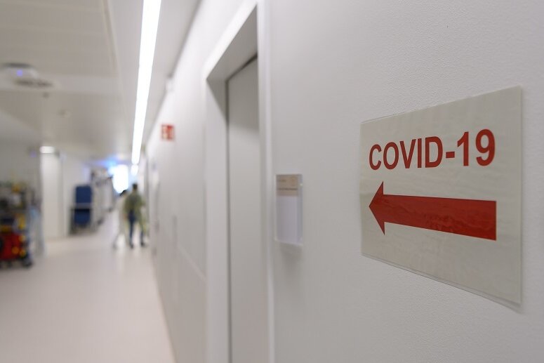 Corona in Sachsen: Anzahl der Neuinfektionen erreicht neuen Höchstwert - 154 weitere Todesfälle im Zusammenhang mit dem Coronavirus sind von Dienstag auf Donnerstag der Landesuntersuchungsanstalt Sachsen gemeldet worden.