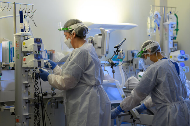 In Sachsens Krankenhäusern wurden am Freitag mehr als 1500 Covid-Patienten behandelt.