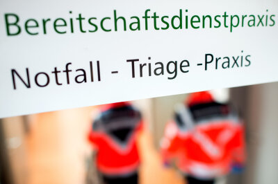 Corona-Krise: Erste Klinik in Sachsen wendet Triage an und wählt Notfallpatienten aus - 