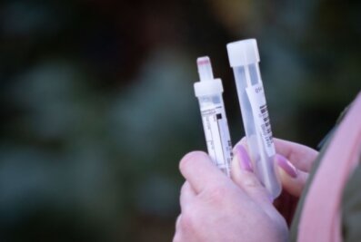 Corona-Lage in Mittelsachsen: Impfstelle schon vor Eröffnung ausgebucht - 