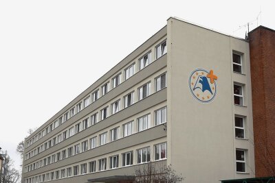 Corona: Mehr als 100 Bewohner im Internat des Europäischen Gymnasiums Waldenburg in Quarantäne - Im Internat gibt es einen Corona-Ausbruch. 