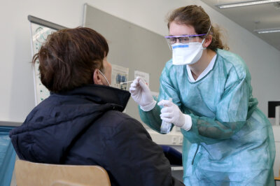 Corona-News aus Chemnitz: Bisher 200 Infektionen nachgewiesen - 