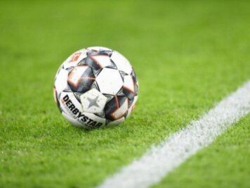 Coronaausbruch beim HSV - Spiel des FC Erzgebirge in Hamburg vor der Absage - 
