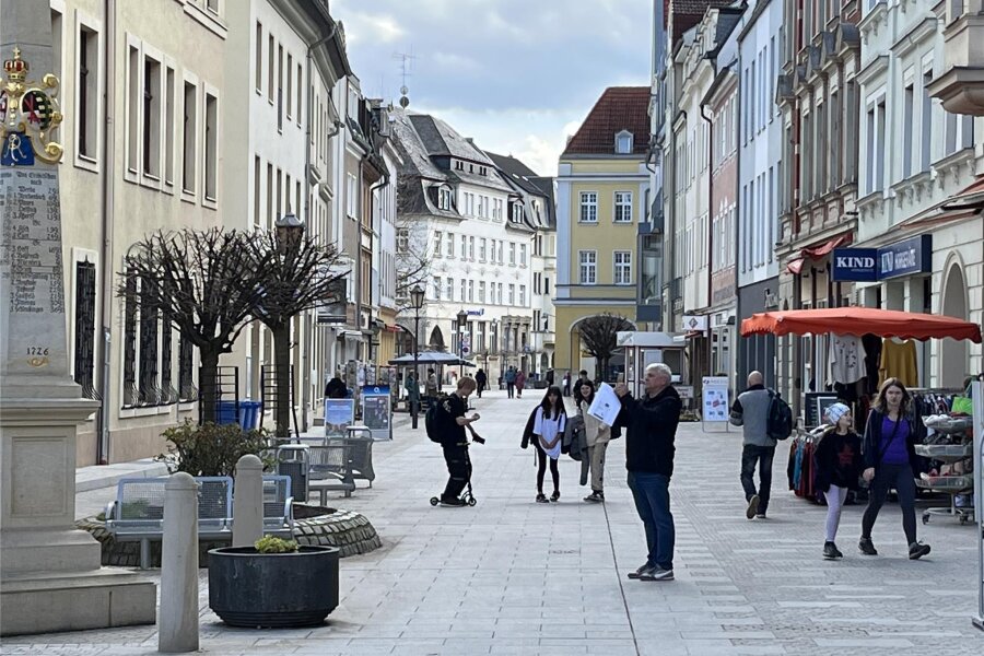 Crimmitschau: Ausbau der Fußgängerzone soll weitergehen - Seit etwa sechs Jahren schon bringt die Stadt Crimmitschau ihre Fußgängerzone rund ums Rathaus auf Vordermann.