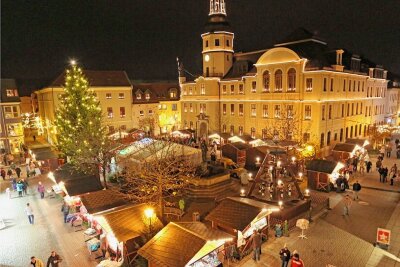 Crimmitschau: Erneut Kritik am verkürzten Weihnachtsmarkt - Der Crimmitschauer Weihnachtsmarkt findet in diesem Jahr in einer zeitlich abgespeckten Variante statt. Statt zehn Tage wird nur drei Tage gefeiert.