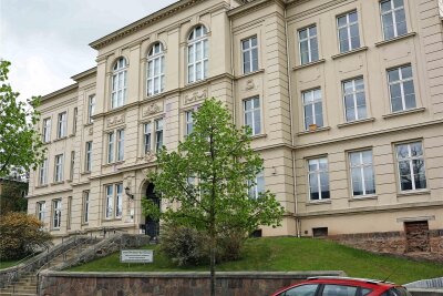 Crimmitschau: Gymnasium verteidigt Titel - Der Crimmitschauer Gymnasium (Haus Lindenstraße) hat seinen Titel als sächsische Spitzenschule verteidigt.