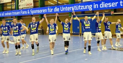 Das Erzgebirgssportjahr 2021 - Auch das letzte Saisonspiel 2020/21 zuhause gegen Wilhelmshaven entschieden die Zweitliga-Handballer des EHV Aue Ende Juni für sich und durften mit ihren Fans jubeln. Denn Rang 5 ist die bisher beste Platzierung der Erzgebirger in 30 Jahren Bundesliga-Zugehörigkeit. 