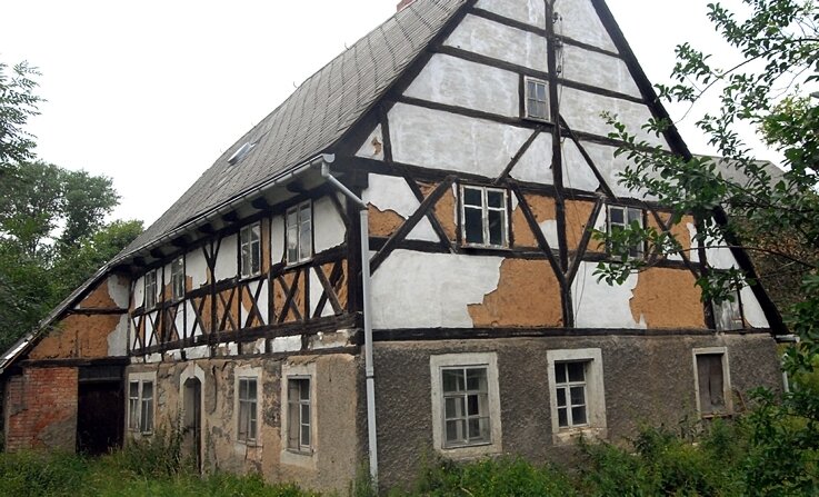 Das älteste Haus hat nun erste Retter - 
              <p class="artikelinhalt">Das Fachwerk in Pappendorf soll erhalten werden. </p>
            
