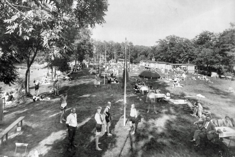 Das vergessene Zschopau-Flussbad von Erdmannsdorf - Das Flussbad Erdmannsdorf in den 1920er-Jahren.