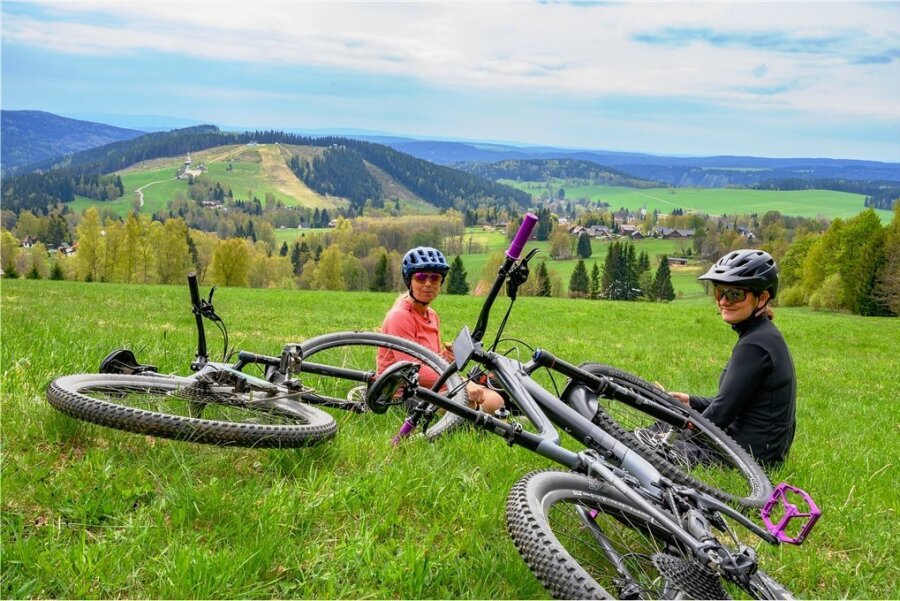 Das Vogtland für Mountainbiker: Eine Bikewelt mit Sessellift und ein Almwirt mit Lizenz zum Schnäpseln - 
