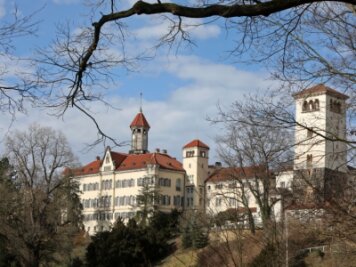 "Das Zeitsprungland" will größerem Verband beitreten - Die Tourismusregion Zwickau wird weiter ihren Sitz im Waldenburger Schloss haben, will aber einem größeren Verband beitreten. 