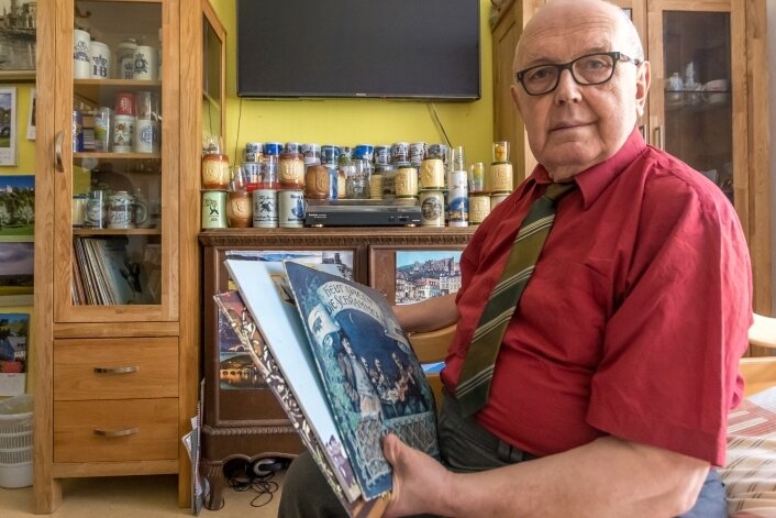 Frank Vogel wohnt im Diakoniepflegeheim in Marienberg. Er hört gern Schallplatten, schaut Fernsehen, genießt Spaziergänge und Ausflüge. Am liebsten spricht er aber von seiner DDR-Flucht.