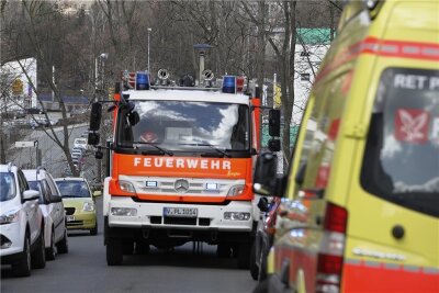 Defizite beim Brandschutz: Plauens Oberbürgermeister bittet Feuerwehren um Geduld - Die Feuerwehren in Plauen verfehlen nach Einschätzung von Gutachtern das angestrebte Niveau beim Brandschutz. Um die Probleme zu lösen, fehlt es der Stadt Plauen an Geld.