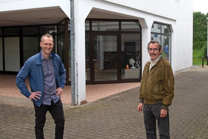 Der Dorfladen-Idee fehlt ein wichtiger Baustein - Ortsvorsteher Uwe Wanitschka (re.) und Thomas Kubbe suchen einen Betreiber für einen Dorfladen. 