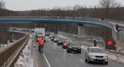 Der Kampf um die Riesenbrücke - 17. Dezember 2012: Feierliche Verkehrsfreigabe des ersten Abschnittes der Ortsumfahrung B 173 in Flöha. 