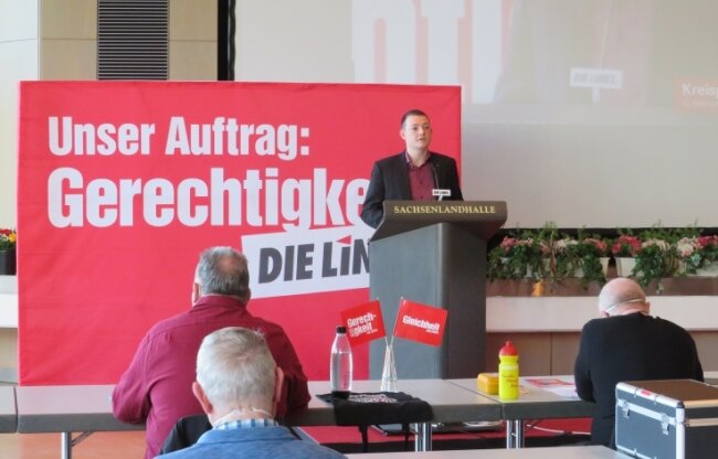 Der Linke, der alles macht - Alexander Weiß auf dem Kreisparteitag. 