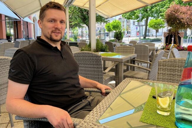 Der Mann hinter dem Werdauer Bürgerbegehren im Interview: Warum sein Kampf um den Bahnhof noch nicht vorbei ist - Philipp Meyer, Vorsitzender des Vereins Stadterhaltung und -entwicklung Werdau. 