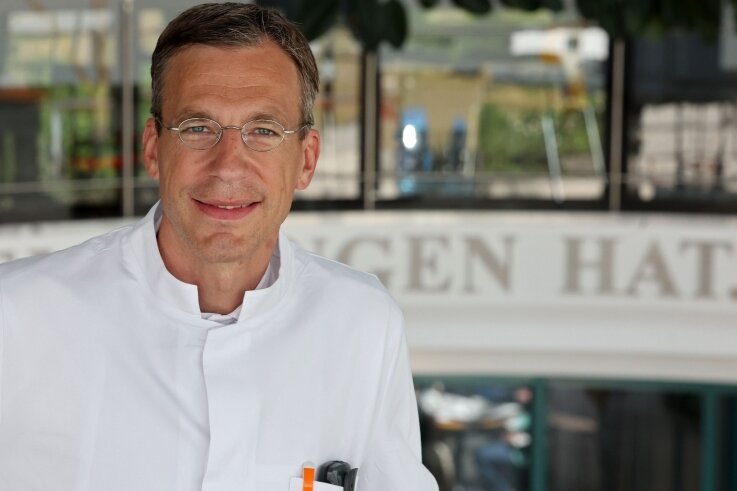 Dr. Carsten Kretschmar ist der neue Chefarzt für Unfallchirurgie und Orthopädie am Glauchauer Krankenhaus. 