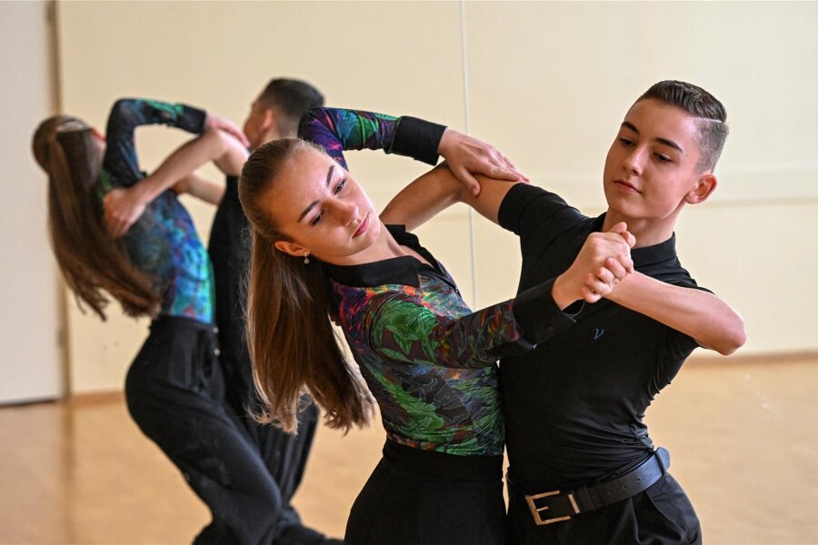 Der Traum vom perfekten Tanz - Melina und Tim Kramer sollen 2025 für den Tanzklub „Orchidee“ Chemnitz bei den Deutschen Meisterschaften in Standard und Latein starten.