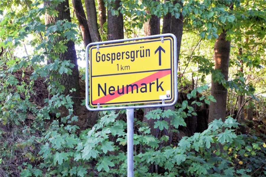 Der Vogtlandkreis schrumpft - Zwischen Neumark und Gospersgrün verläuft die Kreisgrenze nach Zwickau.