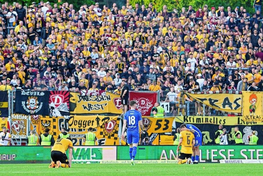 Deshalb droht Dynamo Dresden statt gelb-schwarzer Jubelfeier ein Fiasko - Enttäuschung pur! Mit dem 1:4 hat die SGD nahezu alle Chancen auf den direkten Wiederaufstieg verspielt. 