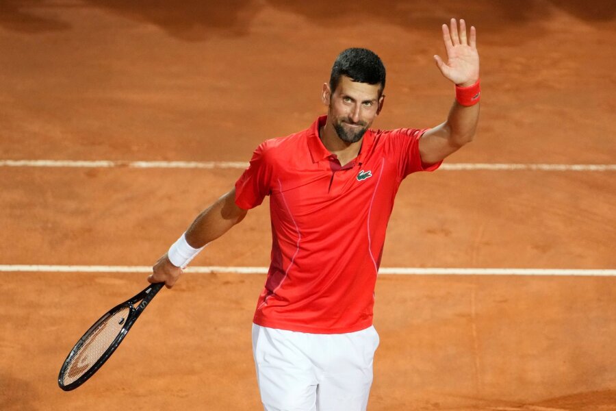 Desolater Djokovic verliert Drittrunden-Match in Rom - Novak Djokovic schied in Rom nach einer schwachen Leistung überraschend aus.