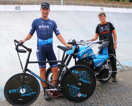 Zogen souverän in den Endlauf der Deutschen Steher- Meisterschaft ein: Das Duo Robert Retschke (l.) und Holger Ehnert.