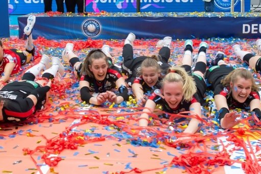 Deutsche Volleyballmeisterinnen von 2021 geben sich in Freiberg die Ehre - 