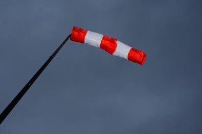 Deutscher Wetterdienst warnt vor schweren Orkanböen - 