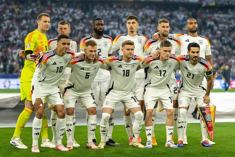 Deutschland gegen Schottland - Einzelkritik und Noten für die DFB-Auswahl - Mit dieser Elf ging das deutsche Team in die Partie gegen nahezu komplett überforderte Schotten.