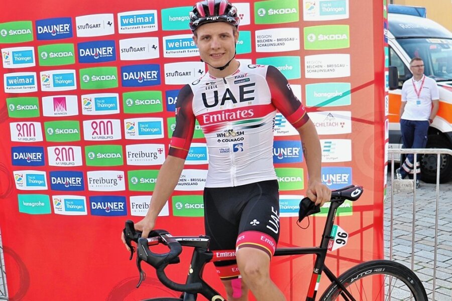 Deutschlandtour der Radfahrer: Felix Groß erledigt Schwerstarbeit - Felix Groß (UAE Team Emirates) bei der Deutschland-Tour 2022 vor dem Start in Meiningen. 