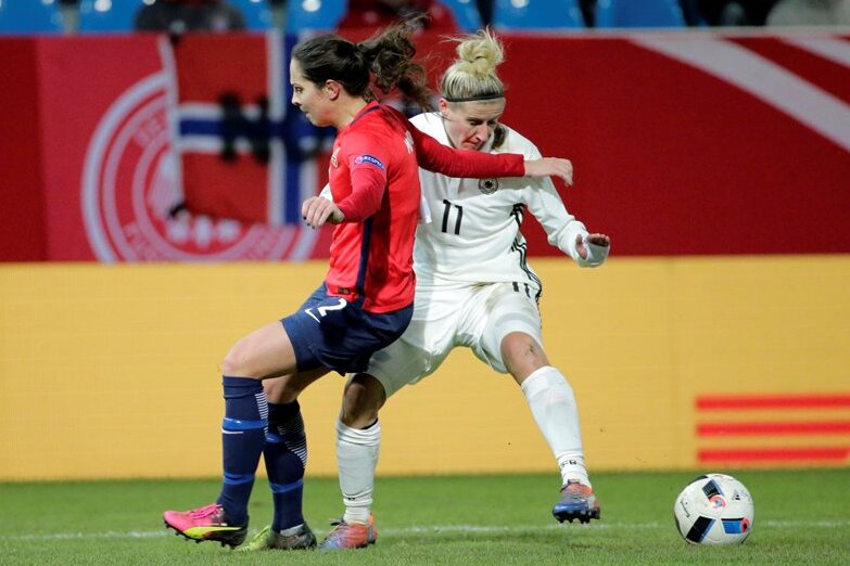 DFB-Frauen in Chemnitz: 6000 Fans sehen ein 1:1 gegen Norwegen - 