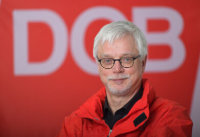 DGB Sachsen wählt Bezirksvorsitzenden - Markus Schlimbach bleibt Bezirksvorsitzender des DGB in Sachsen.