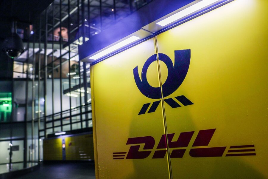 DHL fährt Post mit 35.000 Elektrotransportern aus - Der Logistikkonzern DHL kommt auf seinem Elektrokurs voran. Das wurde nun auf der Hauptversammlung in Bonn mitgeteilt.