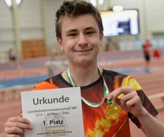 Die ersten Normen werden erfüllt - Mit 3,41 Metern sprang Loki Herrmann von Vorwärts Frankenberg beim 28.Walter-Herrmann-Meeting in Chemnitz am höchsten. Im Januar war er auch Hallenlandesmeister der U 14 geworden. 