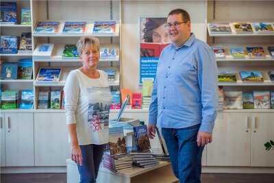 Die "Freie Presse"-Shops: Wir sind persönlich erreichbar! - Katrin Geyer und Stefan Conrad erfüllen die Wünsche der Leserinnen und Leser in der Schneeberger Straße 17 in Aue. 
