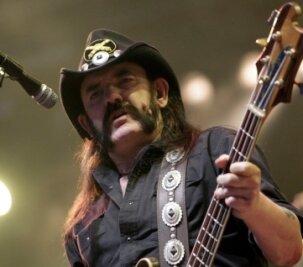 Die Lemmynge - Zehntausende fordern ein Motörhead-Ehren-Element - Verdienter Schwermetallurge: Lemmy Kilmister.